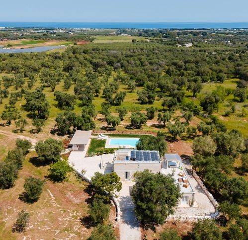 casa indipendente in vendita a Carovigno