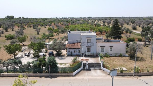 casa indipendente in vendita a Carovigno