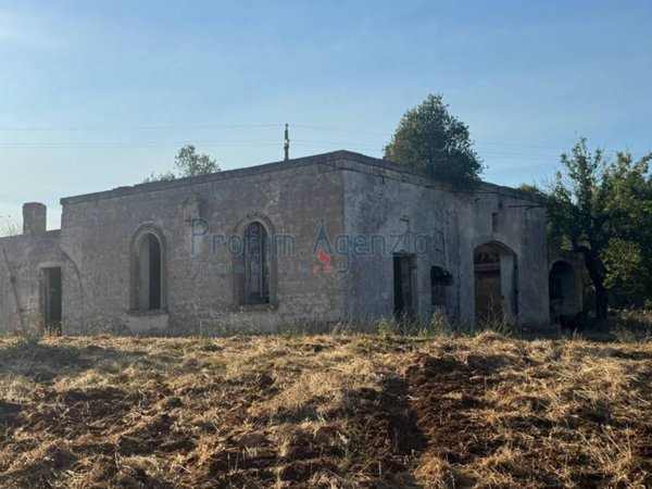 casa indipendente in vendita a Carovigno