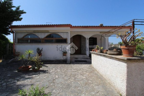 casa indipendente in vendita a Carovigno in zona Serranova