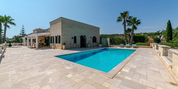 casa indipendente in vendita a Carovigno
