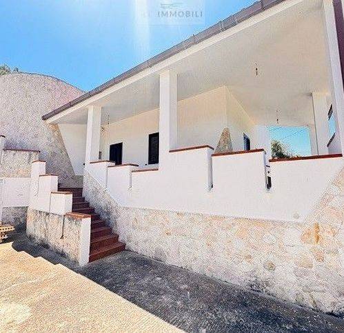 casa indipendente in vendita a Carovigno