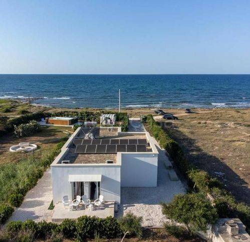 casa indipendente in vendita a Carovigno in zona Torre Santa Sabina