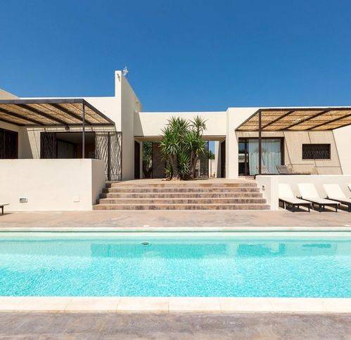 casa indipendente in vendita a Carovigno