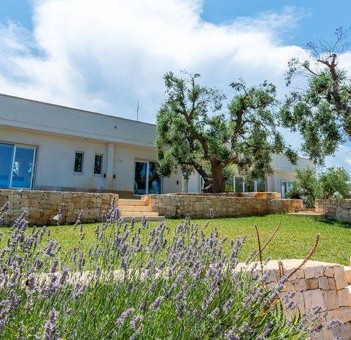 casa indipendente in vendita a Carovigno in zona Torre Santa Sabina