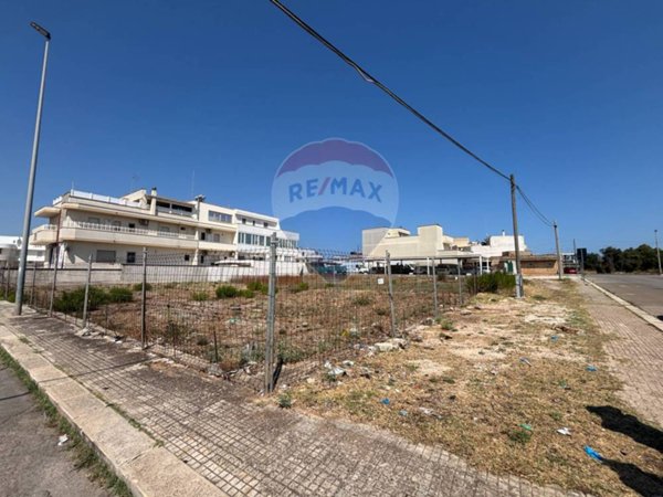 terreno edificabile in vendita a Carovigno