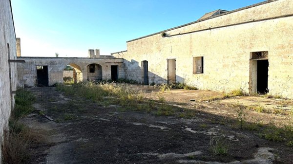 casa indipendente in vendita a Carovigno