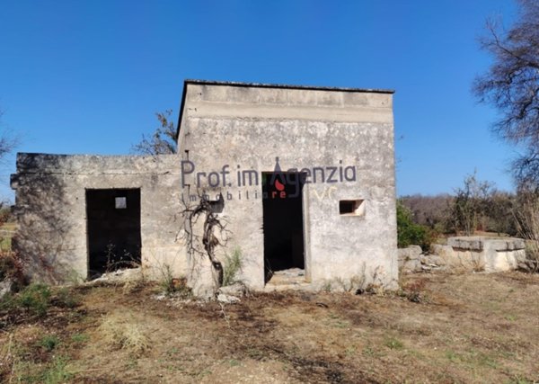 casale in vendita a Carovigno