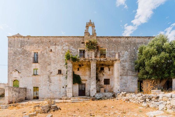 casale in vendita a Carovigno