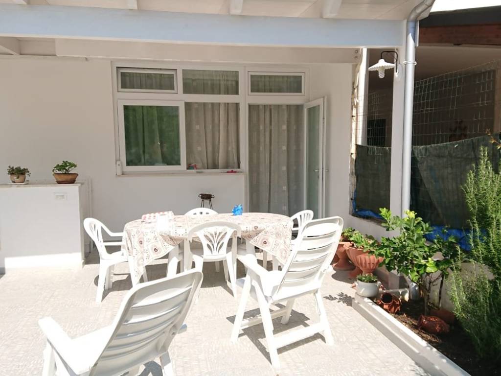 casa indipendente in vendita a Carovigno in zona Torre Santa Sabina