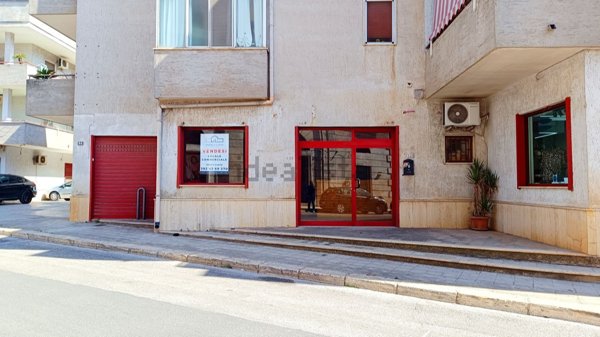 locale commerciale in vendita a Carovigno