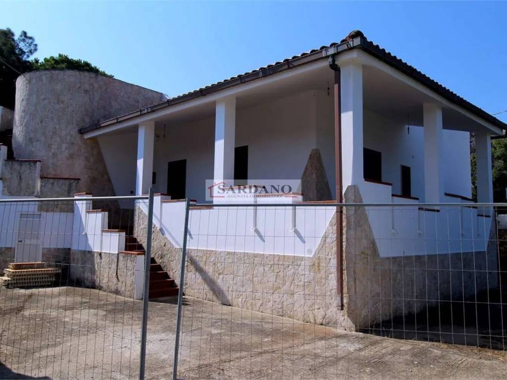 casa indipendente in vendita a Carovigno
