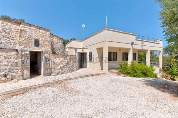 casa indipendente in vendita a Carovigno