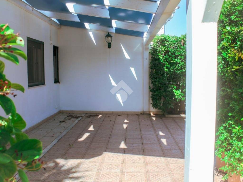 casa indipendente in vendita a Carovigno