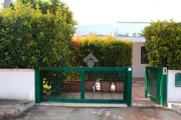 casa indipendente in vendita a Carovigno in zona Torre Santa Sabina