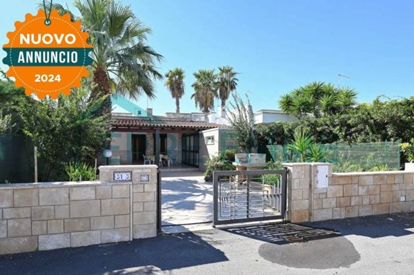 casa indipendente in vendita a Carovigno