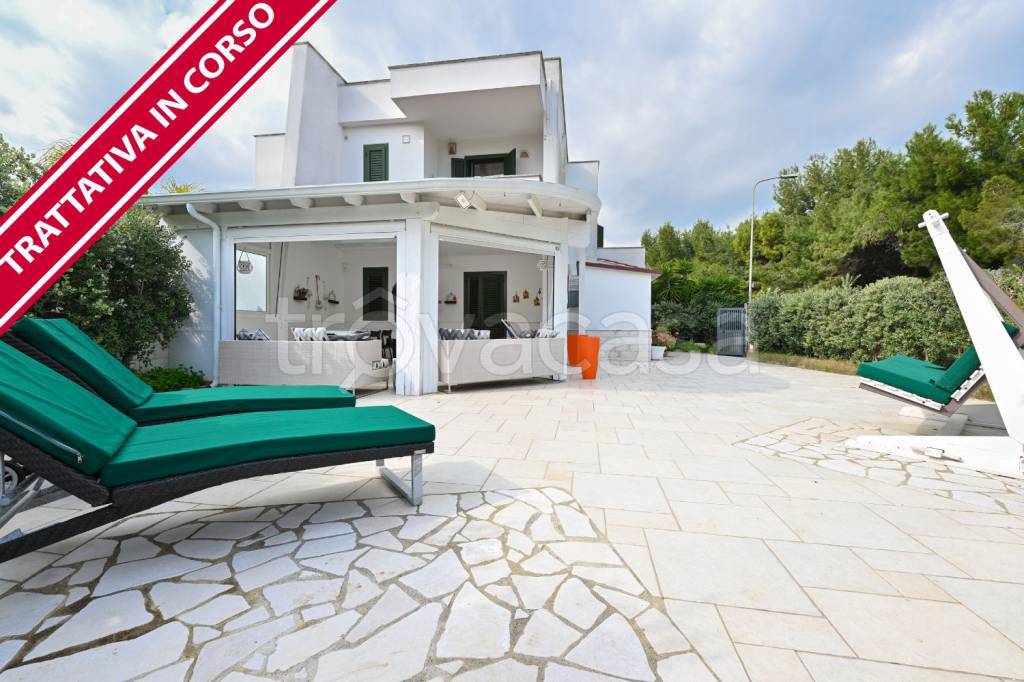 casa indipendente in vendita a Carovigno