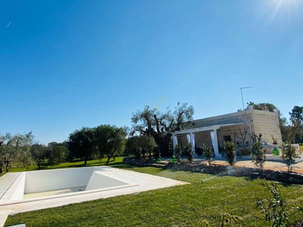 casa indipendente in vendita a Carovigno in zona Torre Santa Sabina