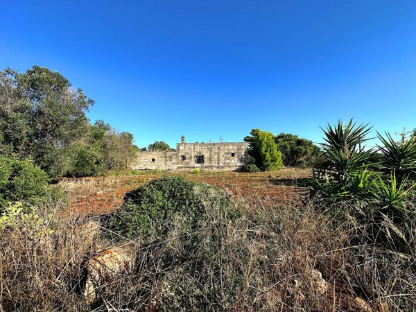 quadrivano in vendita a Carovigno