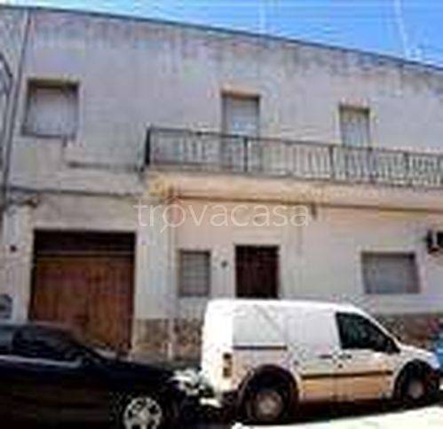 pentavano in vendita a Carovigno