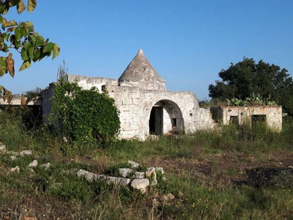 casale in vendita a Carovigno