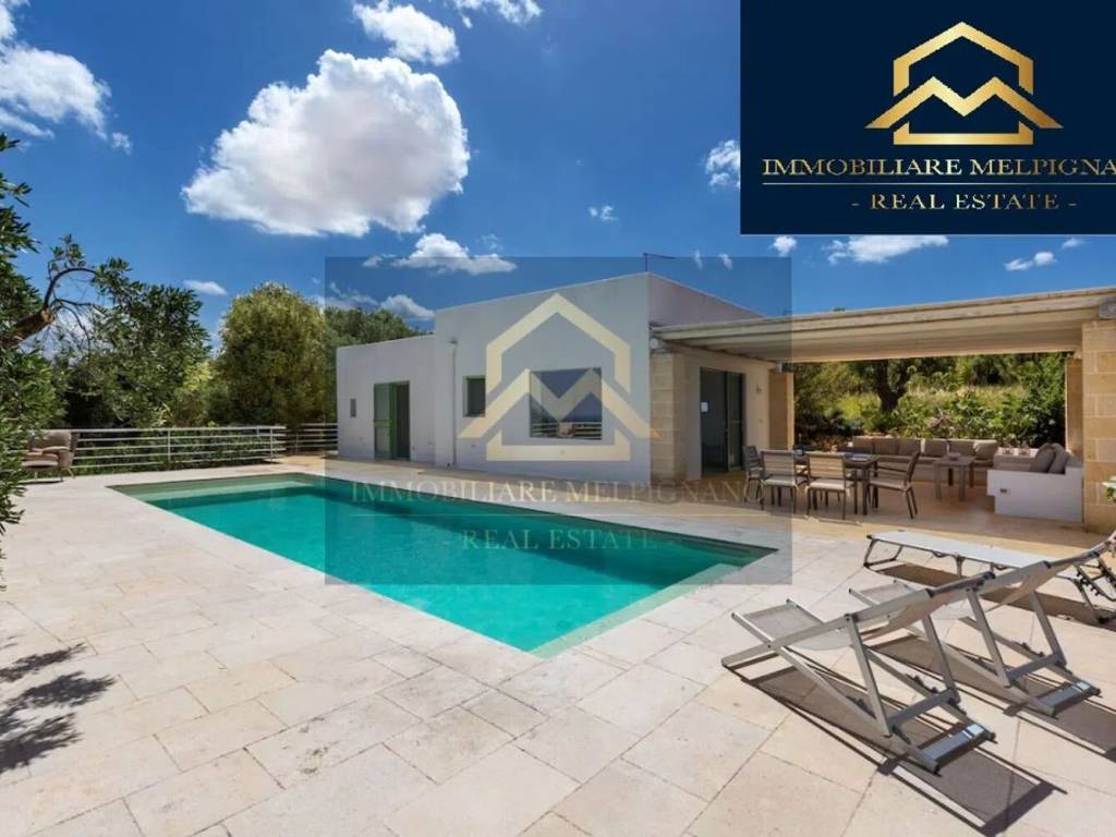 casa indipendente in vendita a Carovigno