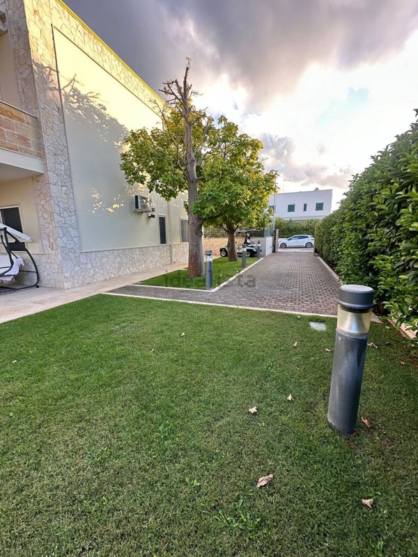 casa indipendente in vendita a Carovigno