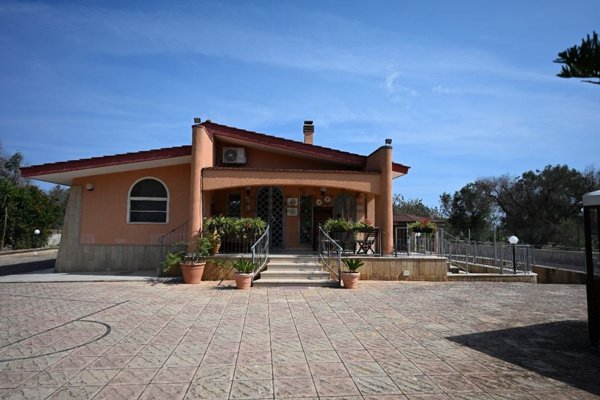 casa indipendente in vendita a Carovigno