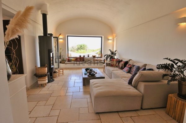 casa indipendente in vendita a Carovigno