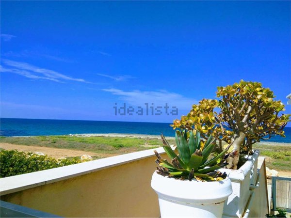 casa indipendente in vendita a Carovigno in zona Torre Santa Sabina