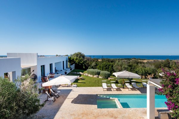 casa indipendente in vendita a Carovigno