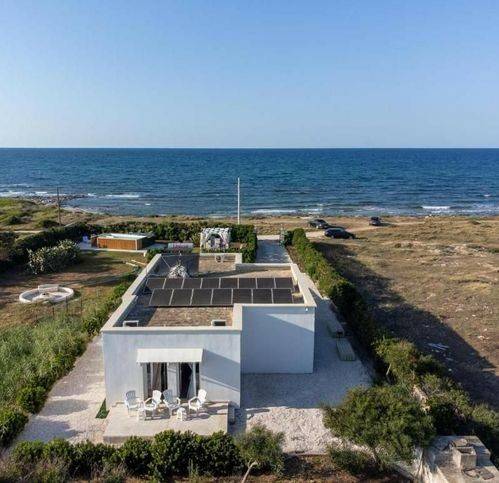 casa indipendente in vendita a Carovigno in zona Torre Santa Sabina