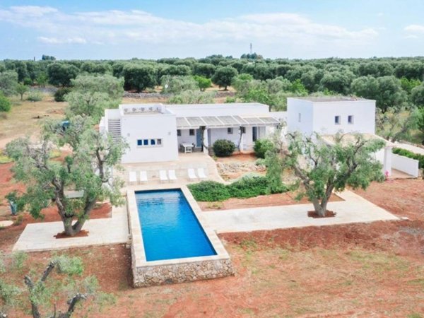 casa indipendente in vendita a Carovigno