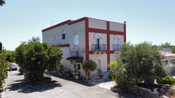 casa indipendente in vendita a Carovigno