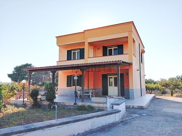 casa indipendente in vendita a Carovigno