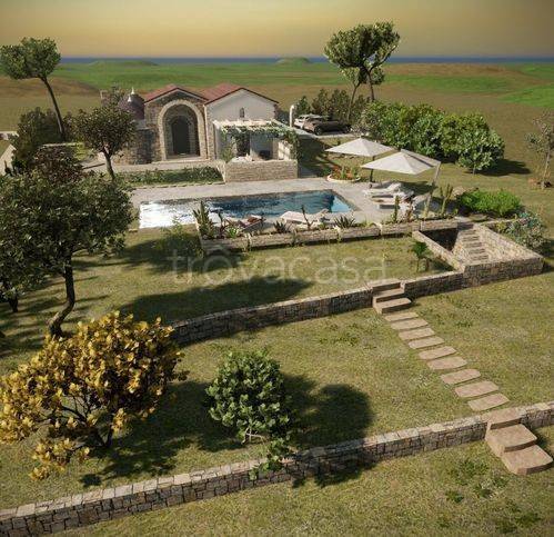 casa indipendente in vendita a Carovigno