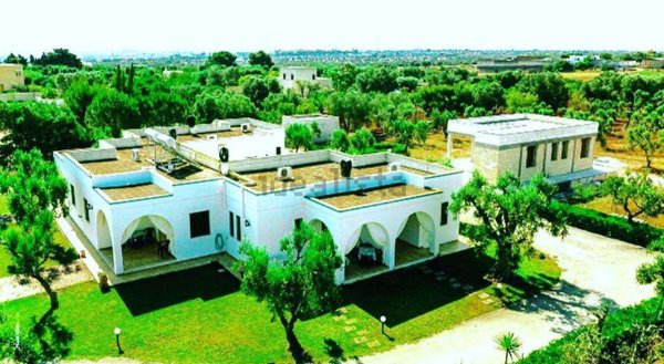 casa indipendente in vendita a Carovigno