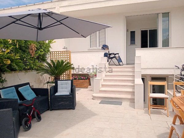 appartamento in vendita a Carovigno in zona Torre Santa Sabina