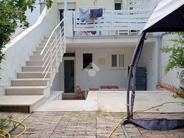 casa indipendente in vendita a Carovigno in zona Torre Santa Sabina