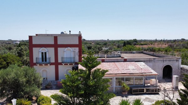 casa indipendente in vendita a Carovigno