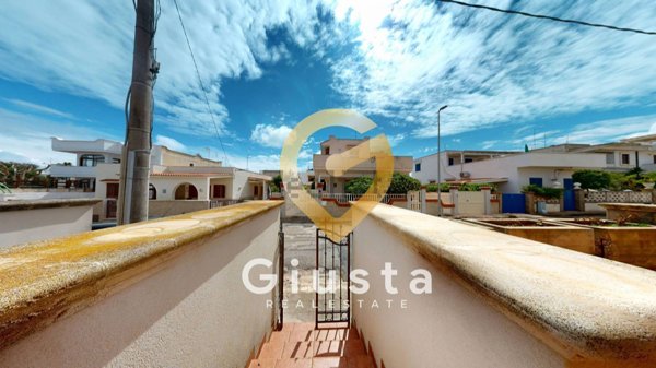 casa indipendente in vendita a Carovigno