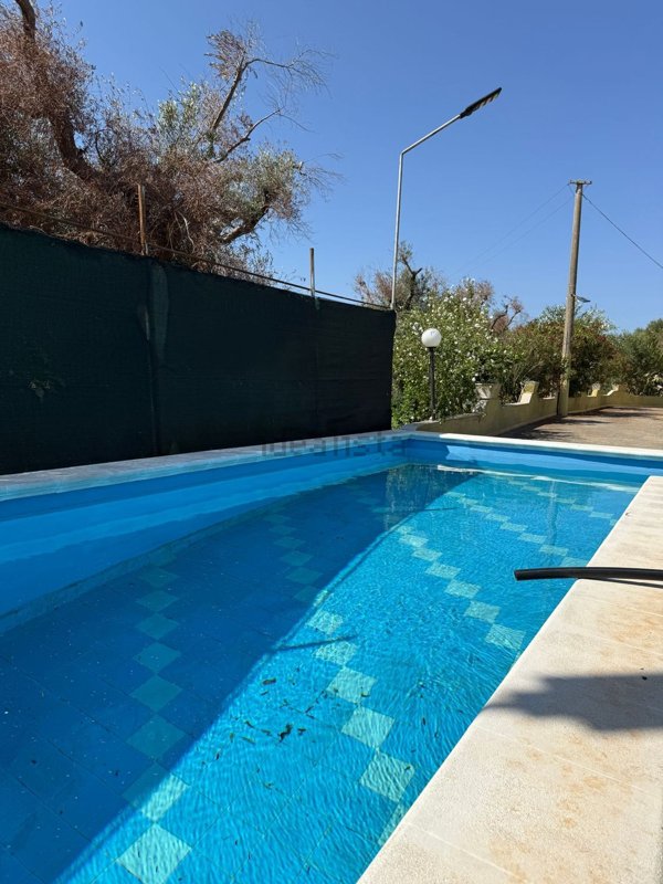 casa indipendente in vendita a Carovigno