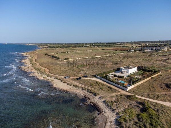 casa indipendente in vendita a Carovigno