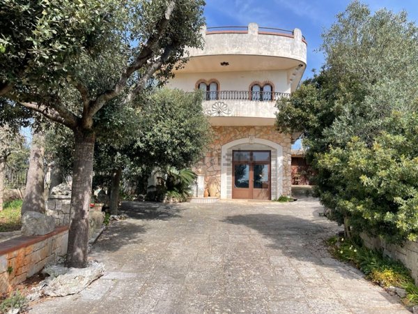 casa indipendente in vendita a Carovigno