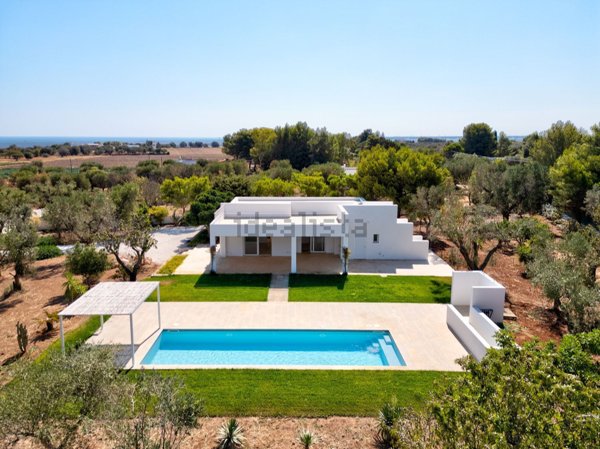 casa indipendente in vendita a Carovigno