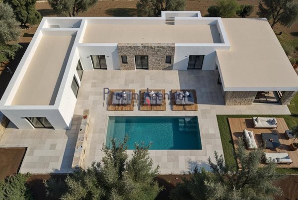 casa indipendente in vendita a Carovigno