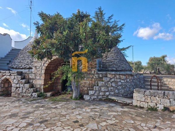 pentavano in vendita a Carovigno