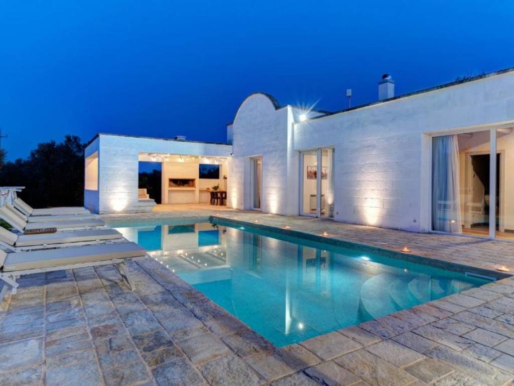 casa indipendente in vendita a Carovigno