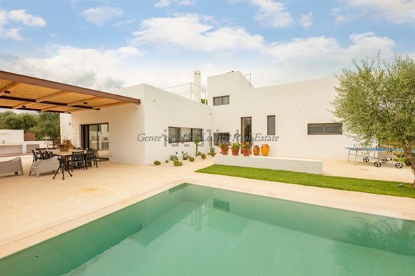 casa indipendente in vendita a Carovigno