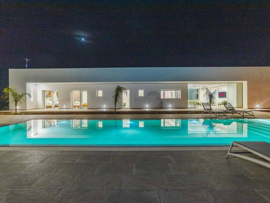 casa indipendente in vendita a Carovigno